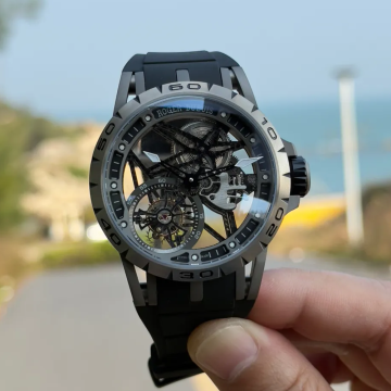 로저드뷔 엑스칼리버 싱글 플라잉 투르비옹 RDDBEX0479