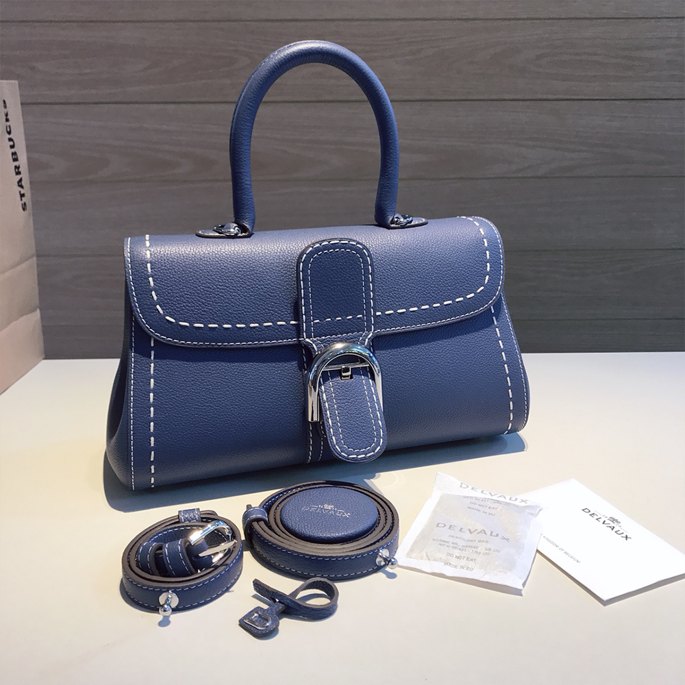 델보 브리앙 이스트웨스트 카프스킨 블루