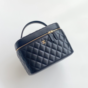 샤넬 AP2573 클래식 베니티 파우치 그레인드 샤이니 카프스킨 블랙 금장