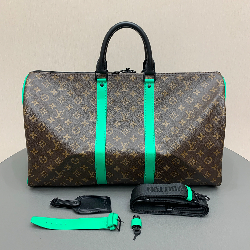 루이비통 반둘리에 키폴50 모노그램 민티그린 M46259