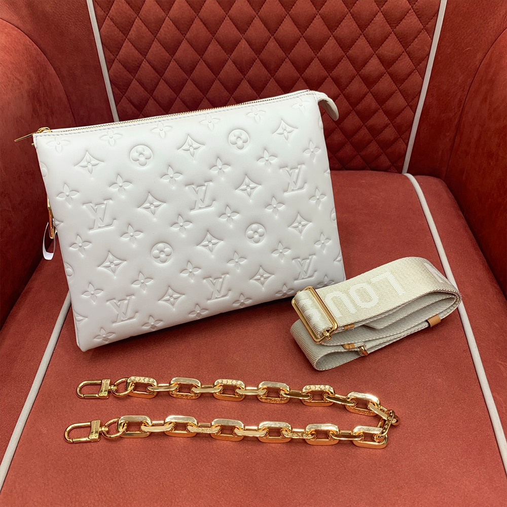 루이비통 쿠상 PM 숄더백 화이트 M57790