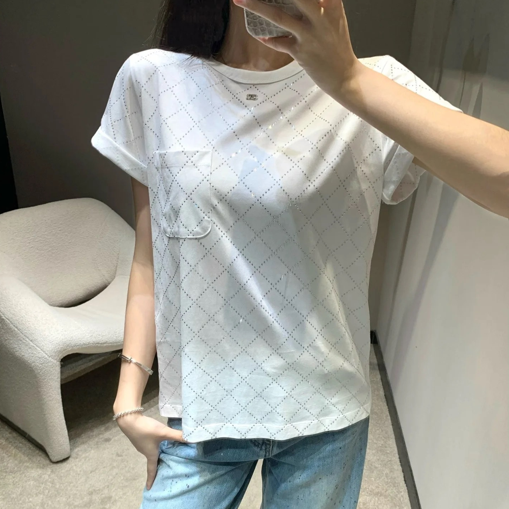 샤넬 25SS 다이아몬드 버튼 투웨이 반팔 티셔츠 화이트