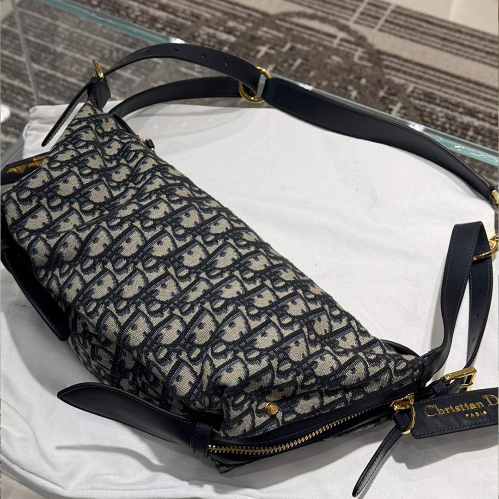 디올 D-Journey 오블리크 스몰 백 M2416UTZQ