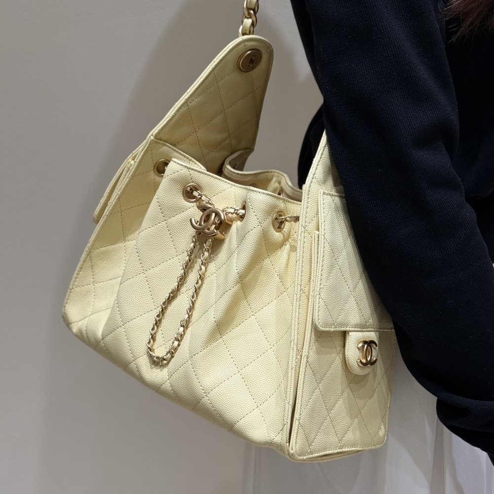 샤넬 25 스몰 핸드백 스웨이드 카프스킨 & 골드 메탈 옐로우