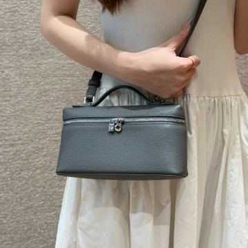 로로피아나 엑스트라 포켓 L19 다크 그레이 은장