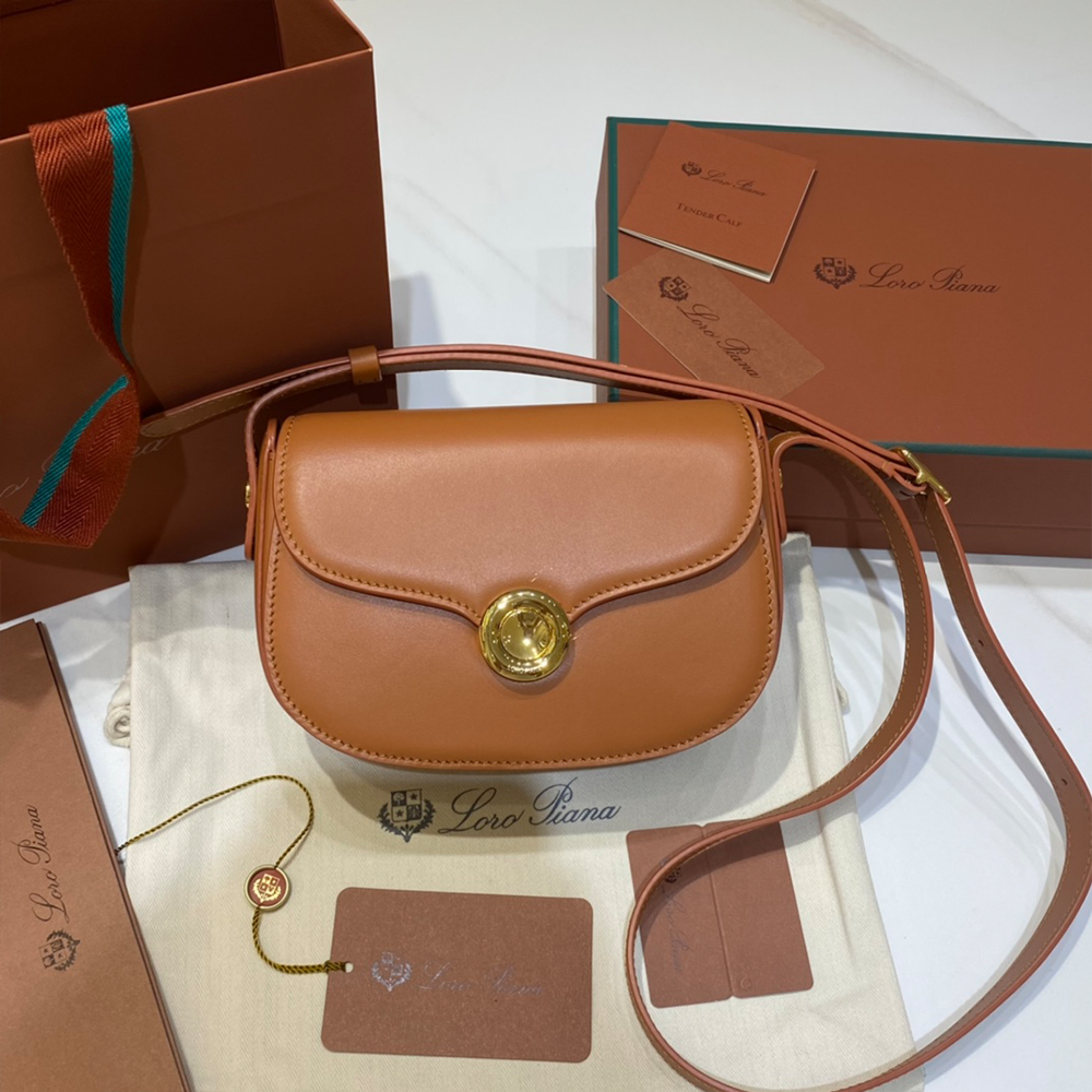 로로피아나 기에라 새들 백 스몰 아즈키 코이 피시/블루 네이비