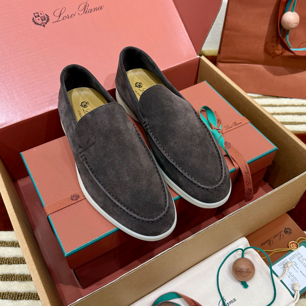 로로피아나 스웨이드 썸머 워크 로퍼 커피 브라운