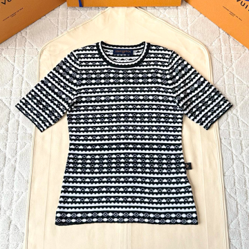 루이비통 스캘럽 스트라이프 반팔