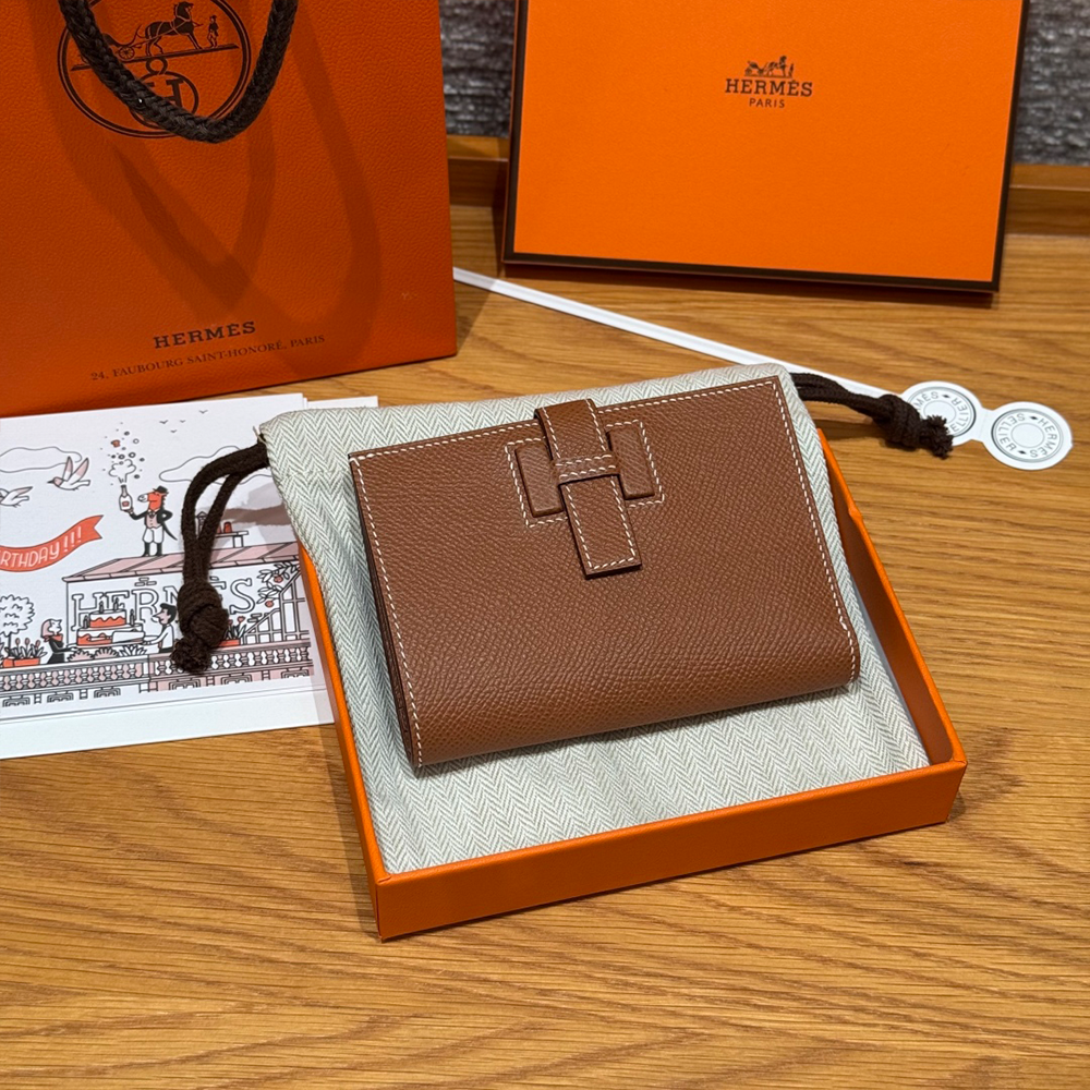 올수공 에르메스 뉴 파상트 반지갑 Gold 엡송 가죽 실버 하드웨어