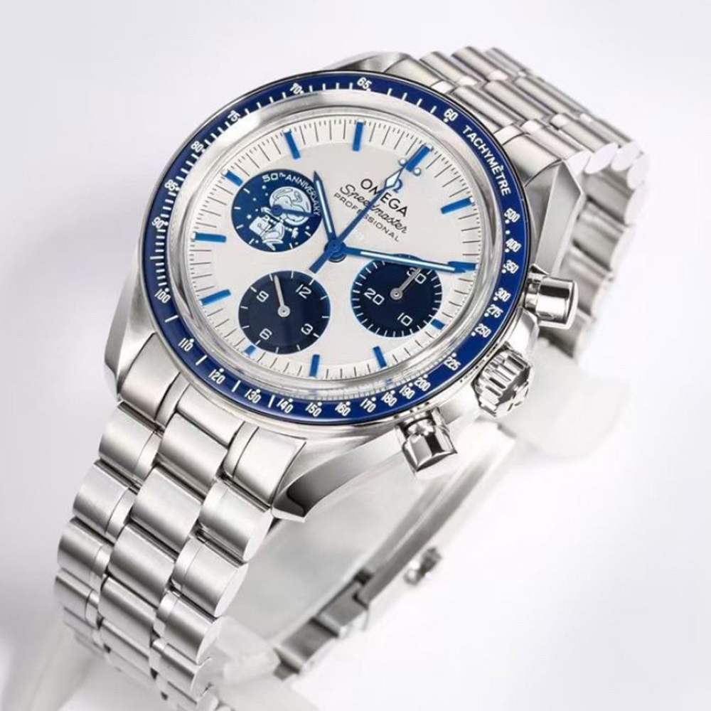 VS공장 오메가 스피드마스터 기념 시리즈 “실버 스누피 어워드” 310.32.42.50.02.001