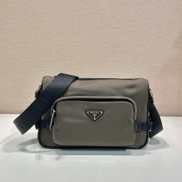 최고퀄 프라다 미디엄 리나일론 및 사피아노 가죽 숄더 백 카키 2VH192