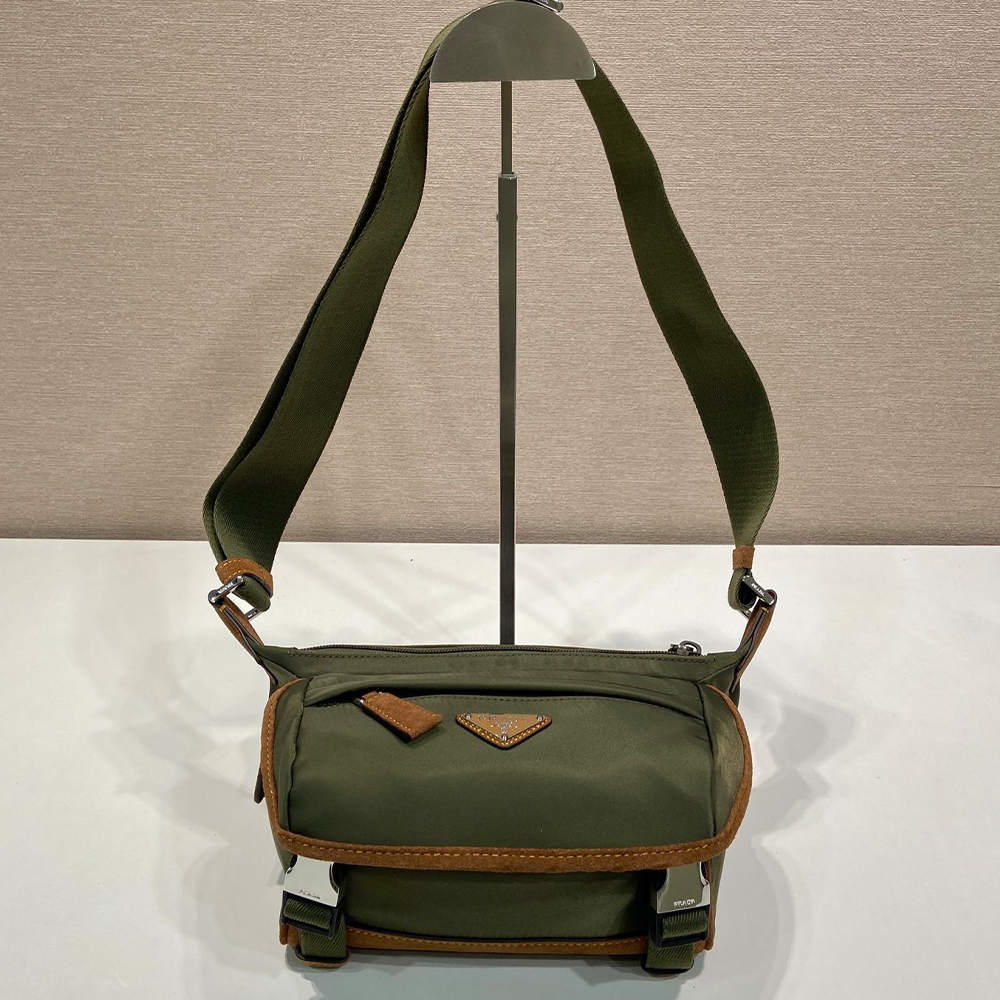 최고퀄 프라다 리나일론 바이커백 그린 2VH171