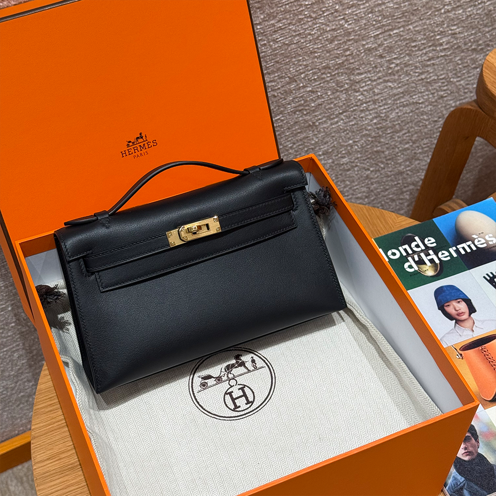 올수공 에르메스 미니 켈리 포쉐트 Noir 스위프트 가죽 골드 하드웨어